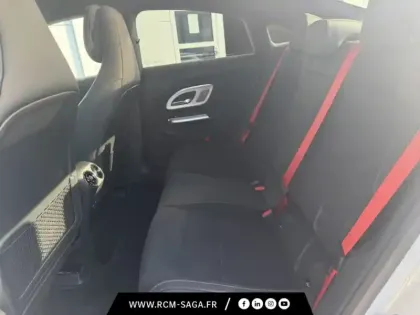 Photo 14 Mercedes CLA Coupe 350 4MATIC avec technologie EQ Limited Edition