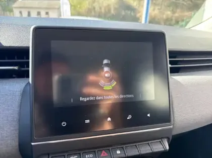 Photo 15 Renault Clio 1.5 Blue dCi 100ch Evolution - 24