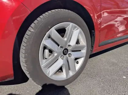 Photo 13 Renault Clio 1.5 Blue dCi 100ch Evolution - 24