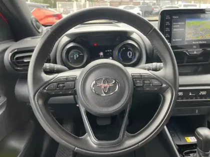 Photo 16 Toyota Yaris Hybride 116h Première