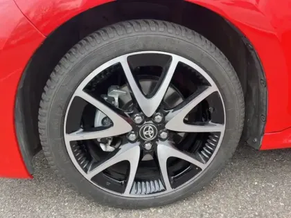 Photo 8 Toyota Yaris Hybride 116h Première