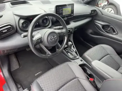 Photo 10 Toyota Yaris Hybride 116h Première