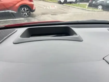 Photo 15 Toyota Yaris Hybride 116h Première