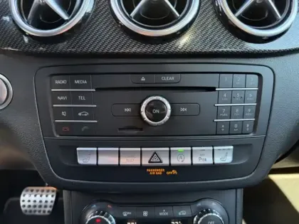 Photo 12 Mercedes Classe B 220 d 4MATIC Fascination Pack AMG Line