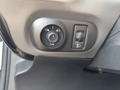 Photo 15 Citroën C4 Gén. II Ph1 Shine 5