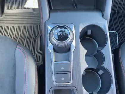 Photo 7 Ford Kuga 2.5 Duratec 180ch Hybrid FlexiFuel ST-Line X Powershift