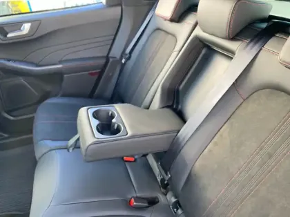 Photo 27 Ford Kuga 2.5 Duratec 180ch Hybrid FlexiFuel ST-Line X Powershift