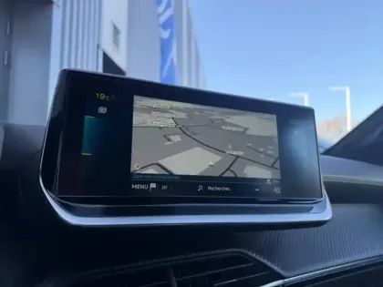 Photo 9 Peugeot 208 e- 136ch GT Suréquipée