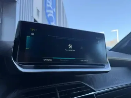 Photo 21 Peugeot 208 e- 136ch GT Suréquipée