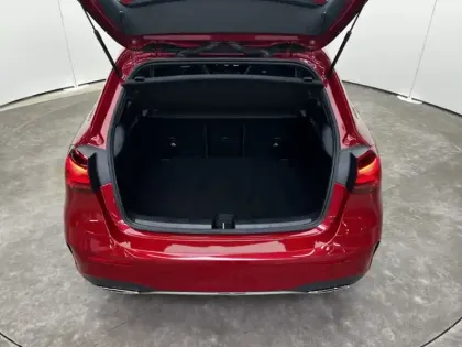 Photo 13 Mercedes Classe A 180 d AMG Line