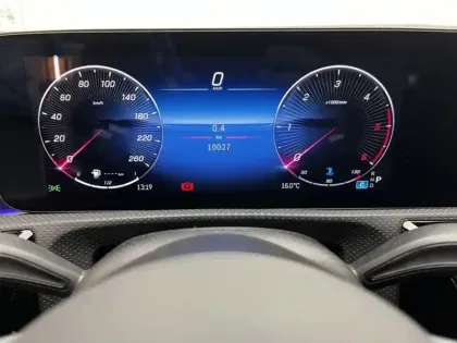 Photo 11 Mercedes Classe A 180 d AMG Line