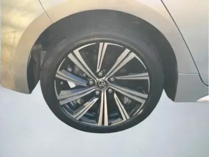 Photo 8 Toyota Corolla Hybride 122h Design NG SHOWRO