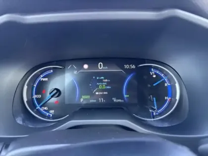 Photo 19 Toyota Rav4 Gén. V Ph1 Collection 5