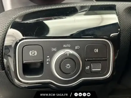 Photo 21 Mercedes CLA Coupé 200 d AMG Line