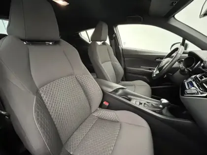 Photo 19 Toyota C-HR 1.8 Hybride 122 Dynamic Business