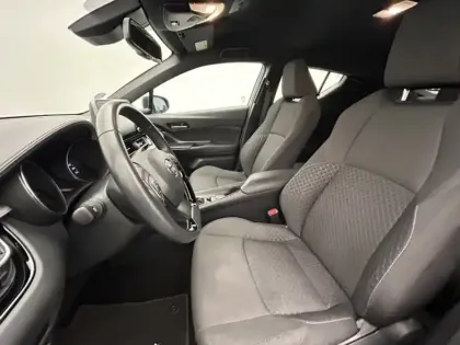 Photo 17 Toyota C-HR 1.8 Hybride 122 Dynamic Business