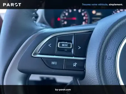 Photo 18 Suzuki Swift 1.2 Hybrid 83ch Privilège Auto