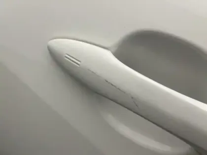 Photo 19 Toyota Yaris Hybride 116h Dynamic