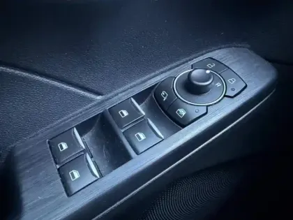 Photo 11 Ford Kuga 2.5 Duratec 225ch PHEV ST-Line BVA