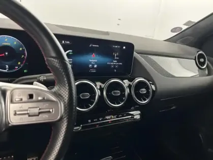 Photo 35 Mercedes Classe B 180 136ch AMG Line Edition 7G-DCT