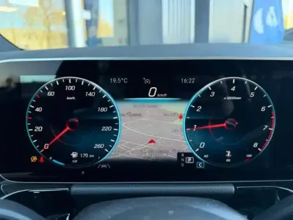 Photo 15 Mercedes Classe B 180 136ch AMG Line Edition 7G-DCT