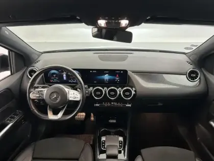 Photo 51 Mercedes Classe B 180 136ch AMG Line Edition 7G-DCT