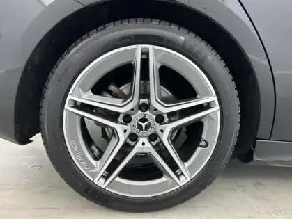 Photo 45 Mercedes Classe B 180 136ch AMG Line Edition 7G-DCT