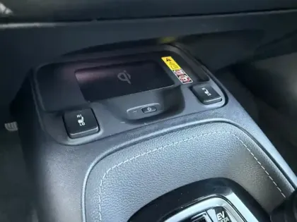 Photo 16 Toyota Corolla Hybride 196h Design Confort