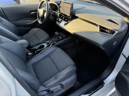 Photo 21 Toyota Corolla Hybride 196h Design Confort