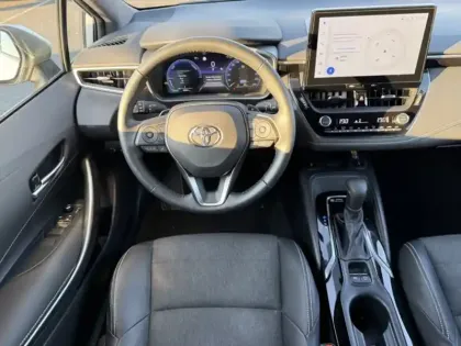 Photo 9 Toyota Corolla Hybride 196h Design Confort