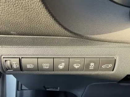 Photo 20 Toyota Corolla Hybride 196h Design Confort