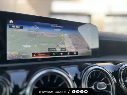 Photo 10 Mercedes Classe A 200 d AMG Line