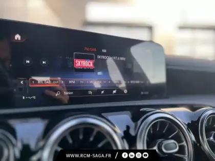 Photo 11 Mercedes Classe A 200 d AMG Line