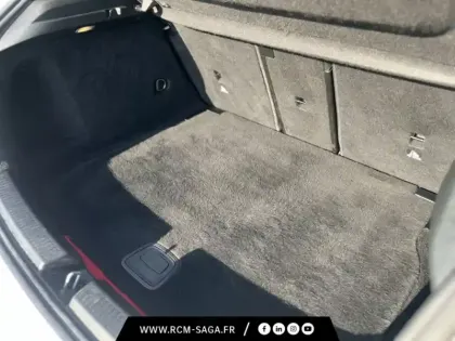 Photo 18 Mercedes Classe A 200 d AMG Line