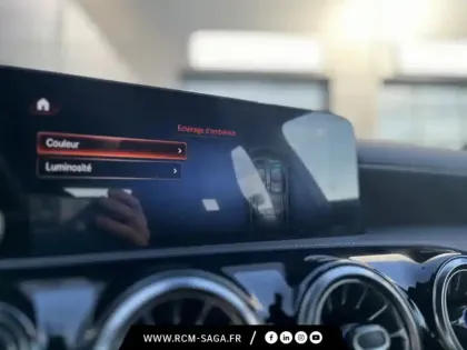 Photo 16 Mercedes Classe A 200 d AMG Line