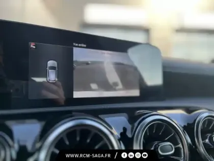 Photo 12 Mercedes Classe A 200 d AMG Line