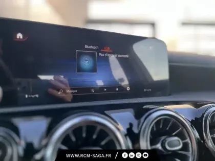 Photo 14 Mercedes Classe A 200 d AMG Line