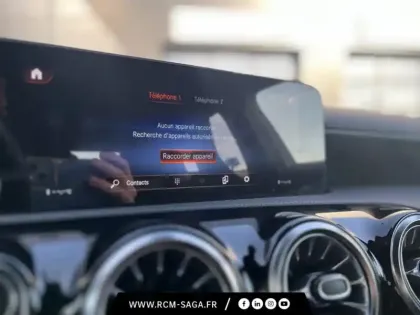 Photo 15 Mercedes Classe A 200 d AMG Line