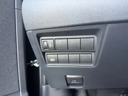 Photo 15 Toyota Yaris Hybride 1.5 HYBRID 116H DESIGN AUTO 2WD