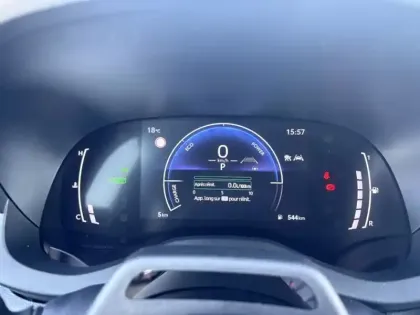 Photo 20 Toyota Yaris Hybride 1.5 HYBRID 116H DESIGN AUTO 2WD