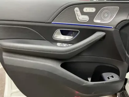 Photo 12 Mercedes Classe E 350 de 4MATIC AMG Line