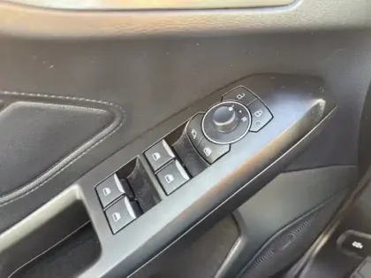 Photo 5 Ford Focus Gén. IV Ph2 Titanium X Business 5