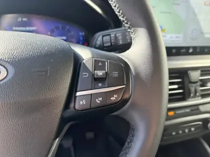 Photo 20 Ford Focus Gén. IV Ph2 Titanium X Business 5