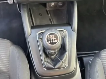 Photo 7 Ford Focus Gén. IV Ph2 Titanium X Business 5