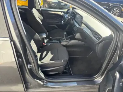 Photo 26 Ford Focus Gén. IV Ph2 Titanium X Business 5