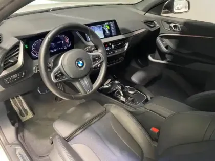 Photo 10 BMW Serie 1 Série 1 118iA 136ch M Sport DKG7