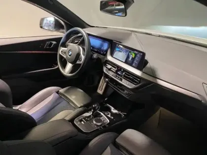 Photo 14 BMW Serie 1 Série 1 118iA 136ch M Sport DKG7