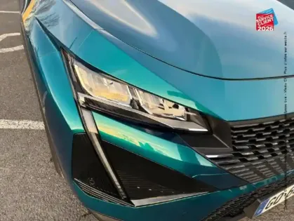 Photo 12 Peugeot 408  PHEV 180ch Allure Pack e-EAT8