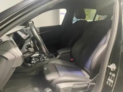 Photo 11 BMW Serie 1 Gén. III (F40) Ph2 M Sport 5