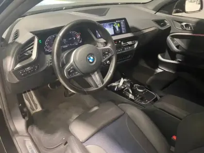 Photo 10 BMW Serie 1 Gén. III (F40) Ph2 M Sport 5